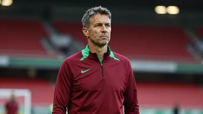 Overmars kiest voor Nederlander uit en Antwerp krijgt nieuwe trainer
