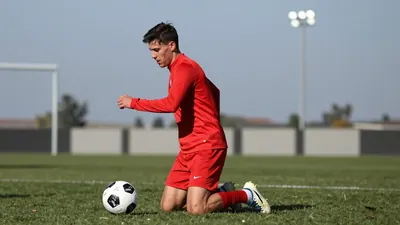 De 21-jarige verdediger, een jeugdproduct van Real Zaragoza en FC Barcelona, tekent een contract bij de Jupiler Pro...
